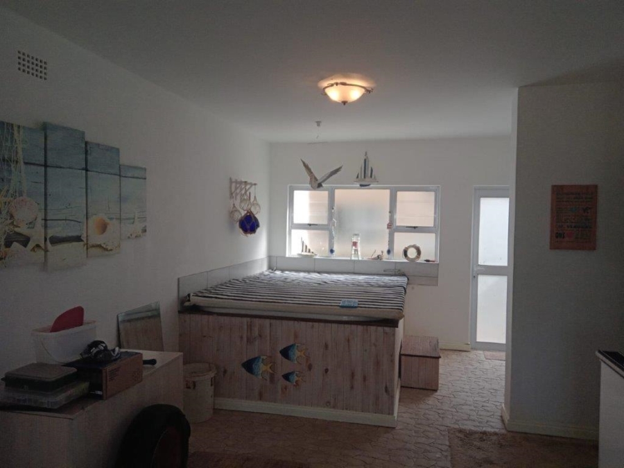 5 Bedroom Property for Sale in Noorsekloof Eastern Cape